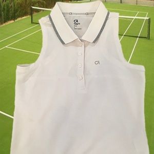 🎾White Top with Key Hole Back 🎾
